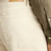 Machen Sie sich bereit für den Jet-Set mit den Extra-Stretch Travel Jeans von Bonobos Machen Sie sich bereit für den Jet-Set mit den Extra-Stretch Travel Jeans von Bonobos