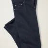 Machen Sie sich bereit für den Jet-Set mit den Extra-Stretch Travel Jeans von Bonobos Machen Sie sich bereit für den Jet-Set mit den Extra-Stretch Travel Jeans von Bonobos