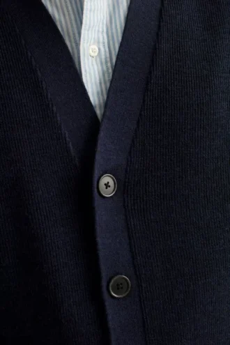 Merino-Hybrid-Strickjacke