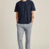 Mittelstarkes T-Shirt mit Grafikprint Mittelstarkes T-Shirt mit Grafikprint