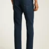 Neudefinieren Sie Komfort mit den leichten Stretch-Jeans von Bonobos Neudefinieren Sie Komfort mit den leichten Stretch-Jeans von Bonobos