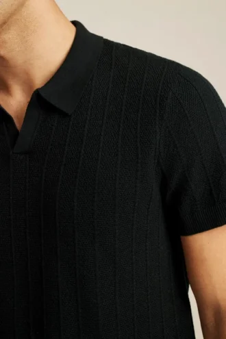 Polo-Pullover mit strukturierten Streifen