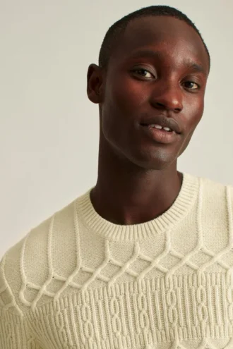 Pullover mit Rundhalsausschnitt und Zopfmuster