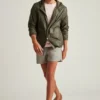 Regenjacke aus recyceltem Nylon Regenjacke aus recyceltem Nylon