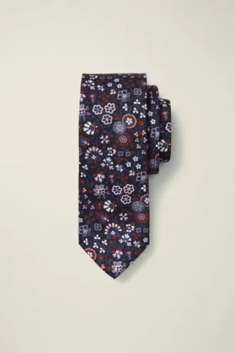 Runden Sie Ihren Look mit einer Baumwollkrawatte von Bonobos ab Runden Sie Ihren Look mit einer Baumwollkrawatte von Bonobos ab