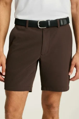 Schwingen Sie stilvoll mit den Bonobos Highland Tour Golfshorts