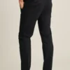 Stückgefärbte, leichte Stretch-Chino Stückgefärbte, leichte Stretch-Chino