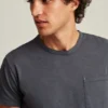Stückgefärbtes T-Shirt Stückgefärbtes T-Shirt