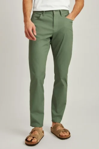 Stilvoll auf Abenteuerreise mit den leichten Travel Jeans von Bonobos