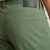 Stilvoll auf Abenteuerreise mit den leichten Travel Jeans von Bonobos Stilvoll auf Abenteuerreise mit den leichten Travel Jeans von Bonobos