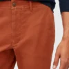 Stretch-Chinos aus Bio-Baumwolle Stretch-Chinos aus Bio-Baumwolle
