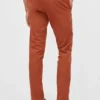 Stretch-Chinos aus Bio-Baumwolle Stretch-Chinos aus Bio-Baumwolle