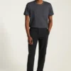 T-Shirt mit Tasche aus Bio-Baumwolle T-Shirt mit Tasche aus Bio-Baumwolle