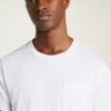 T-Shirt mit Tasche aus Bio-Baumwolle T-Shirt mit Tasche aus Bio-Baumwolle