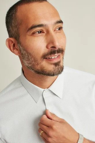 Tech Button Down-Hemd
