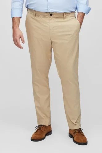 Tech-Chinos in Großen Größen