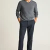 Waschbarer Merino-Pullover mit V-Ausschnitt Waschbarer Merino-Pullover mit V-Ausschnitt