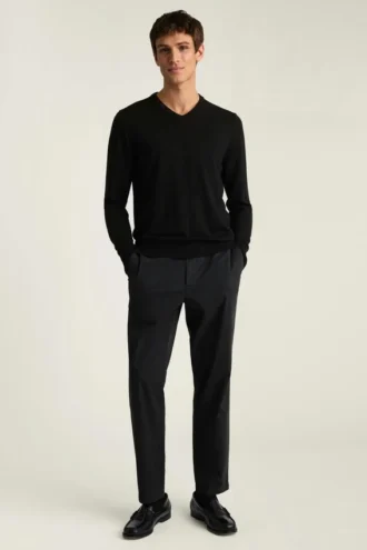 Waschbarer Merino-Pullover mit V-Ausschnitt