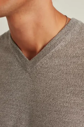 Waschbarer Merino-Pullover mit V-Ausschnitt