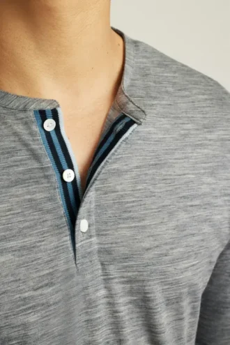 Weiches & atmungsaktives Henley-Hemd aus Merinowolle