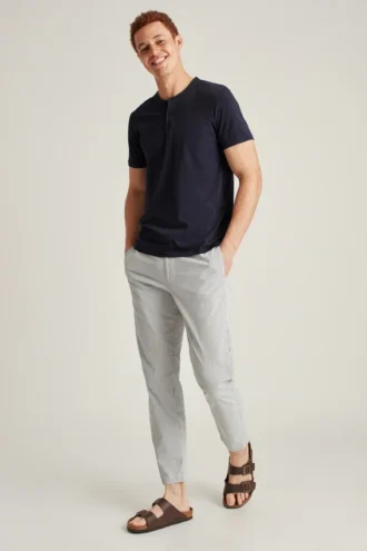Weiches Henley für den Alltag